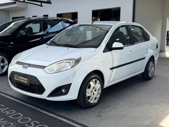 FORD FIESTA 1.0 ROCAM SEDAN 8V FLEX 4P MANUAL